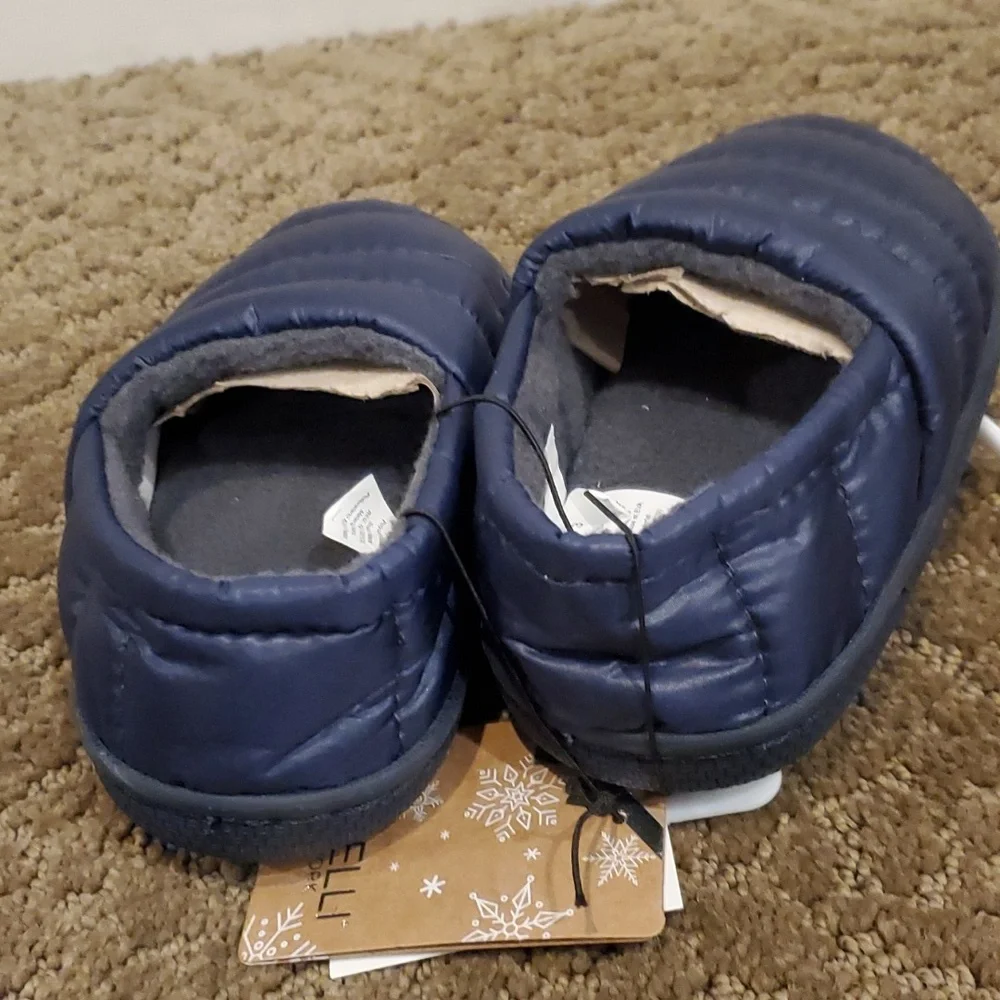 Baby Toddler Boys Capelli of New York Navy Puffy Slippers Size 4/5 8/9 girls NWT
